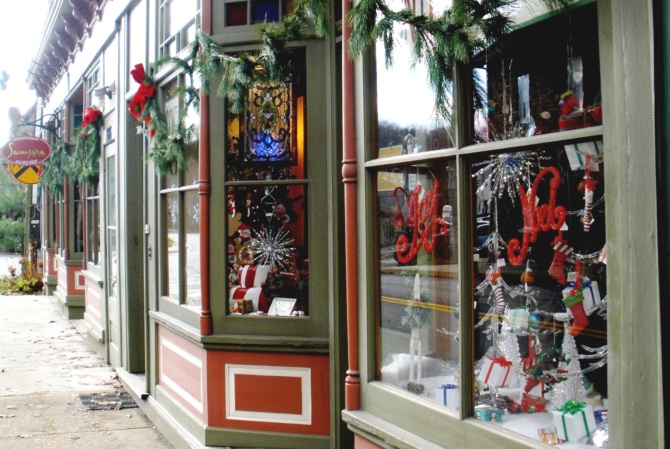 Shopping on Main Street: An Authentic Holiday Experience